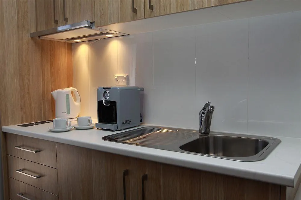 Abode37 Motel Emerald